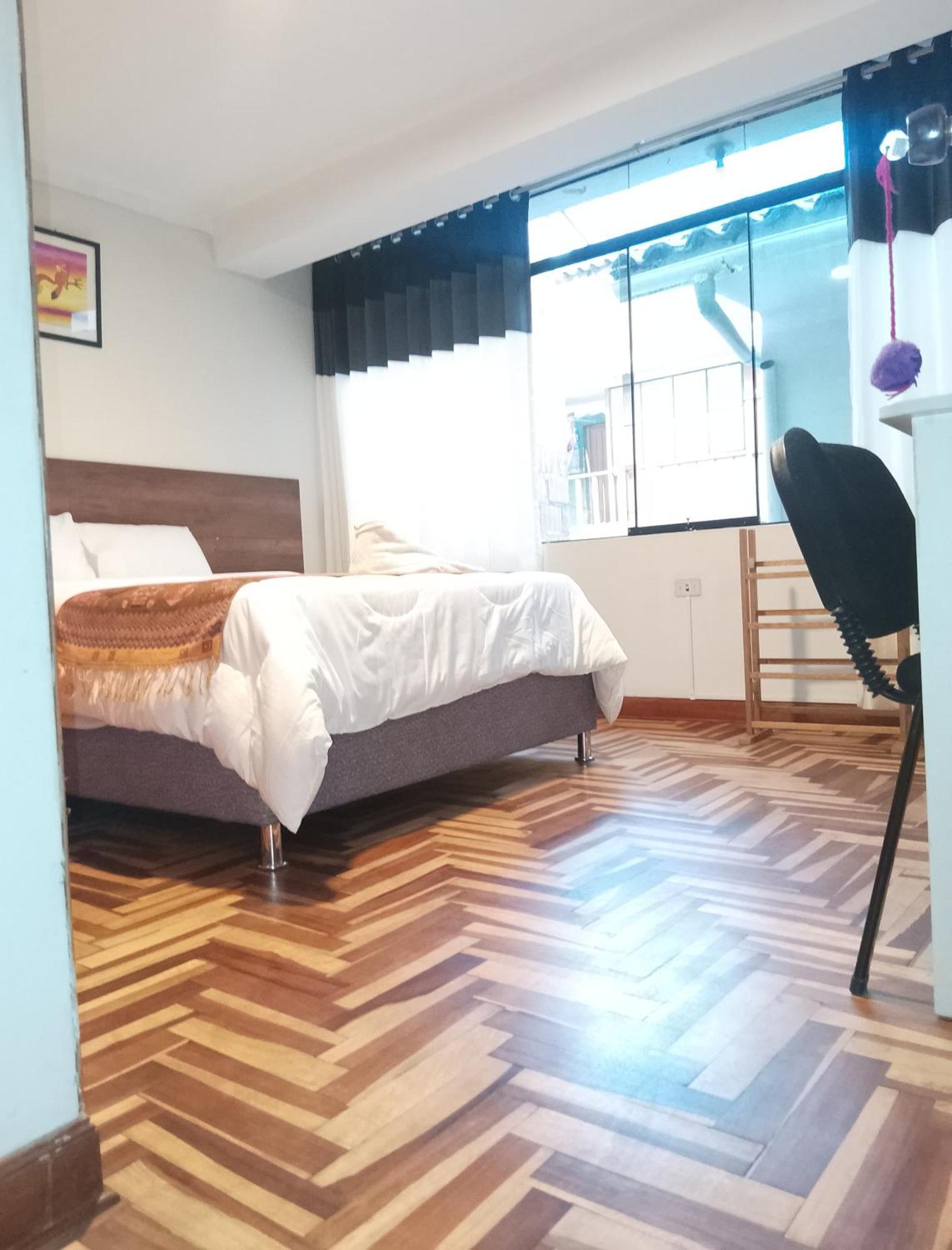 Tupac Yupanqui House Acomodação com café da manhã 