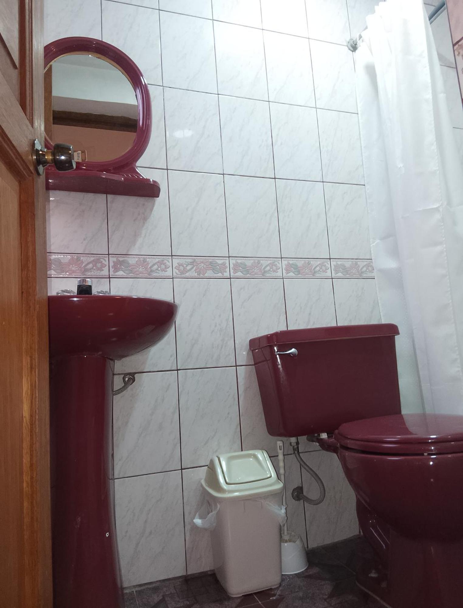 Tupac Yupanqui House Acomodação com café da manhã  *
